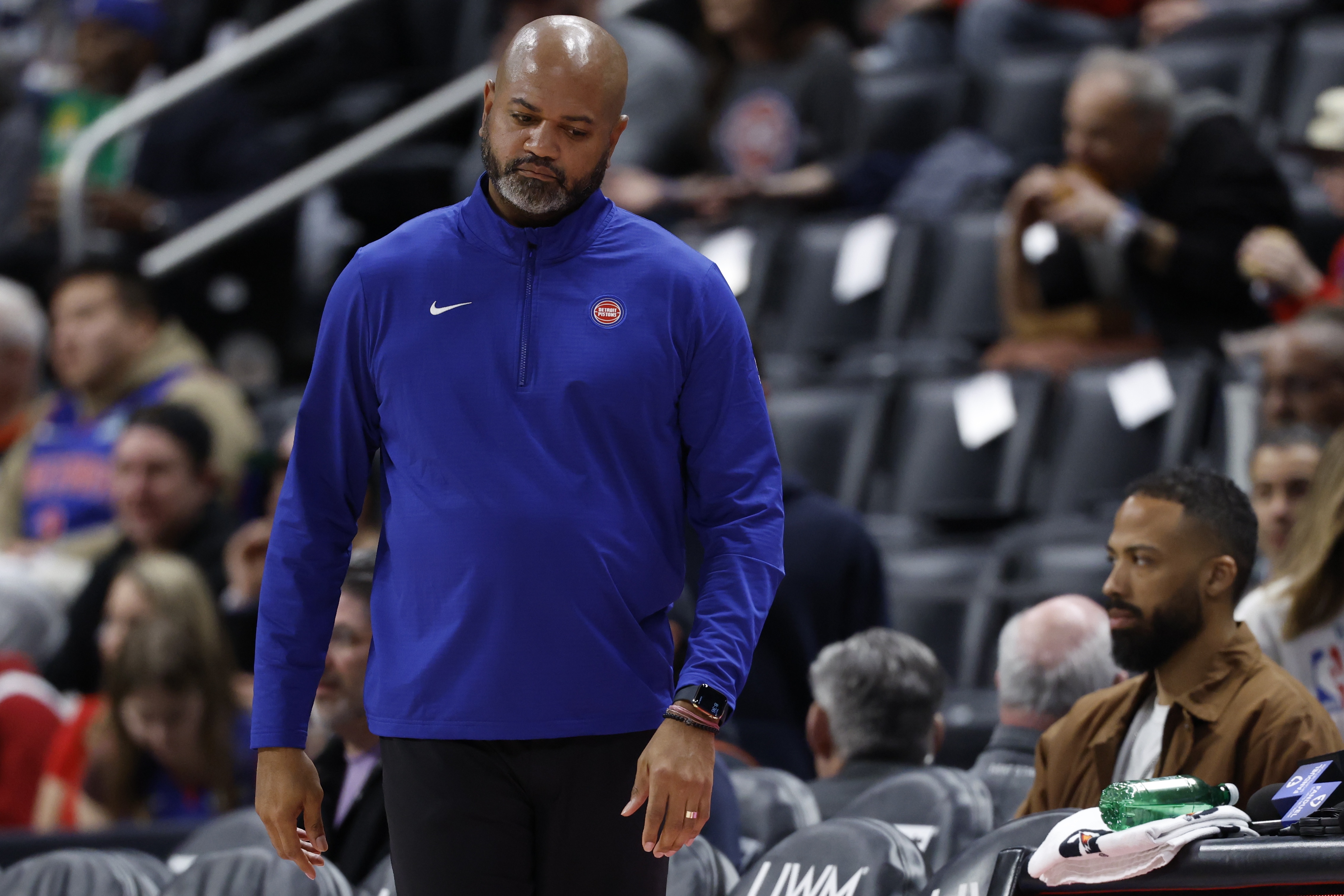 欧冠客户端-活塞主帅：15岁为迈克·布朗实习 他教会我很多&amp;他说的事都会做到