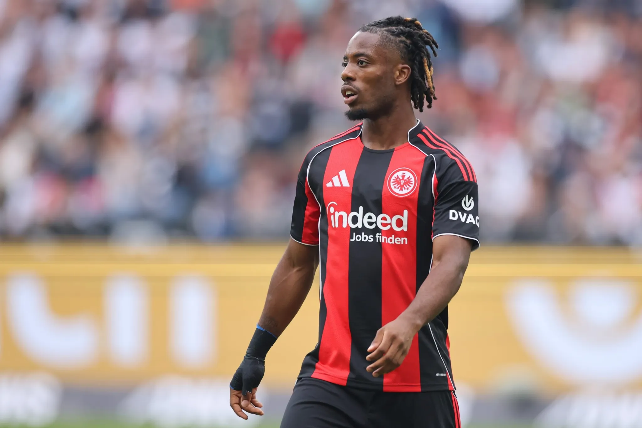 欧冠客户端-尼斯主帅：瓦希只是希望被爱，他的到来改变了尼斯的一切